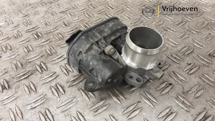 Gebrauchte Drosselklappengehäuse Opel Corsa F (UB/UH/UP) 1.2 Turbo 12V 100 Preis € 40,00 Margenregelung angeboten von Autodemontage Vrijhoeven B.V.