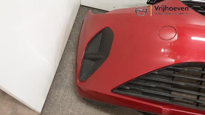 Pare-chocs avant d'un Opel Corsa F (UB/UH/UP) 1.2 Turbo 12V 100 2020