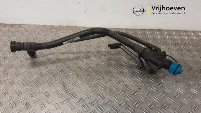 Gebrauchte Füllrohr adbluetank Opel Astra K Sports Tourer 1.6 CDTI 136 16V Preis € 60,00 Margenregelung angeboten von Autodemontage Vrijhoeven B.V.