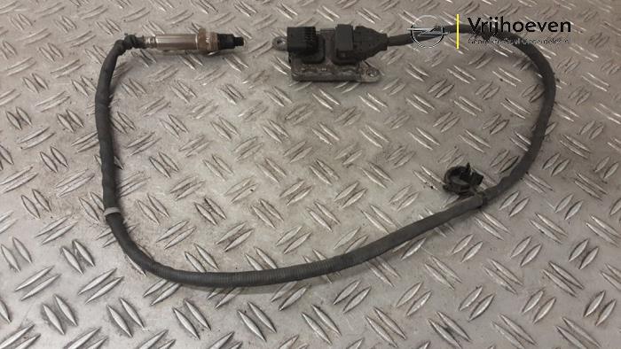 Usados Sensor Nox Opel Astra K Sports Tourer 1.6 CDTI 136 16V Precio € 350,00 Norma de margen ofrecido por Autodemontage Vrijhoeven B.V.