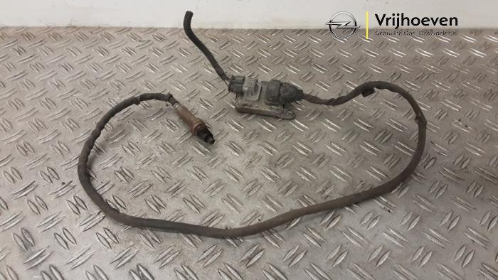 Usados Sensor Nox Opel Astra K Sports Tourer 1.6 CDTI 136 16V Precio € 350,00 Norma de margen ofrecido por Autodemontage Vrijhoeven B.V.