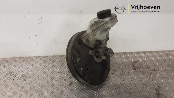 Usagé Servo frein Opel Corsa D 1.6i OPC 16V Turbo Prix € 75,00 Règlement à la marge proposé par Autodemontage Vrijhoeven B.V.