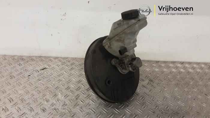 Begagnade Bromsservo Opel Corsa D 1.6i OPC 16V Turbo Pris € 75,00 Marginaltabell erbjuds av Autodemontage Vrijhoeven B.V.