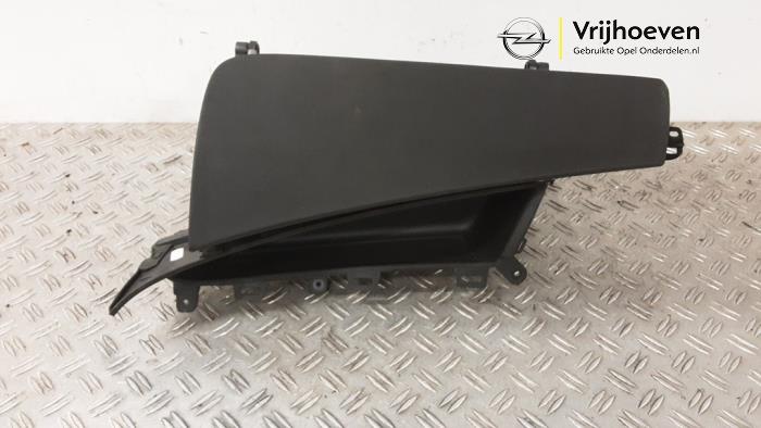 Begagnade Handskfack Opel Zafira Tourer (P12) 1.4 Turbo 16V ecoFLEX Pris € 50,00 Marginaltabell erbjuds av Autodemontage Vrijhoeven B.V.