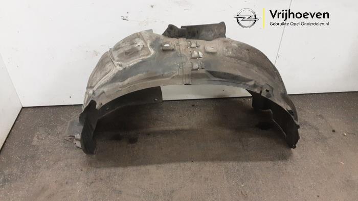 Używane Nadkole Opel Zafira Tourer (P12) 1.4 Turbo 16V ecoFLEX Cena € 20,00 Procedura marży oferowane przez Autodemontage Vrijhoeven B.V.