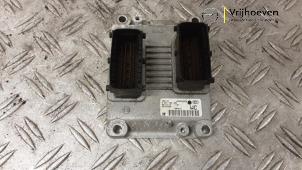 Usagé Ordinateur gestion moteur Opel Tigra Twin Top 1.4 16V Prix € 100,00 Règlement à la marge proposé par Autodemontage Vrijhoeven B.V.