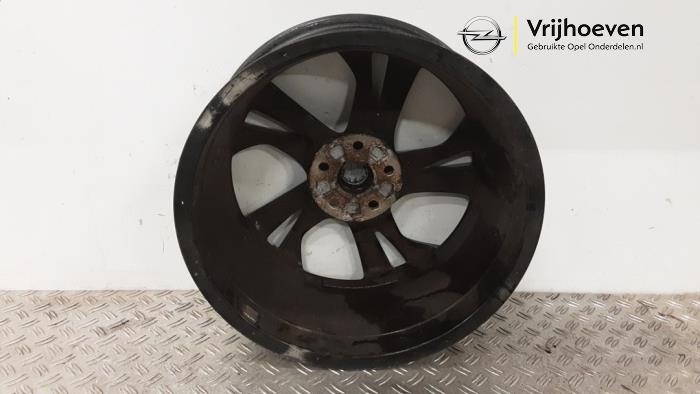 Jante d'un Opel Astra K 1.5 CDTi 122 12V 2019
