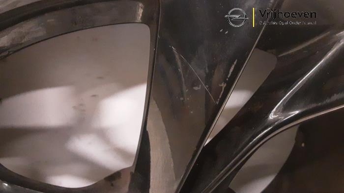 Jante d'un Opel Astra K 1.5 CDTi 122 12V 2019