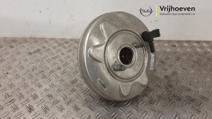 Usagé Servo frein Opel Insignia Grand Sport 1.6 CDTI 16V 136 Prix € 75,00 Prix TTC proposé par Autodemontage Vrijhoeven B.V.