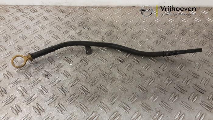 Gebrauchte Ölmessstab Opel Tigra Twin Top 1.4 16V Preis € 30,00 Margenregelung angeboten von Autodemontage Vrijhoeven B.V.