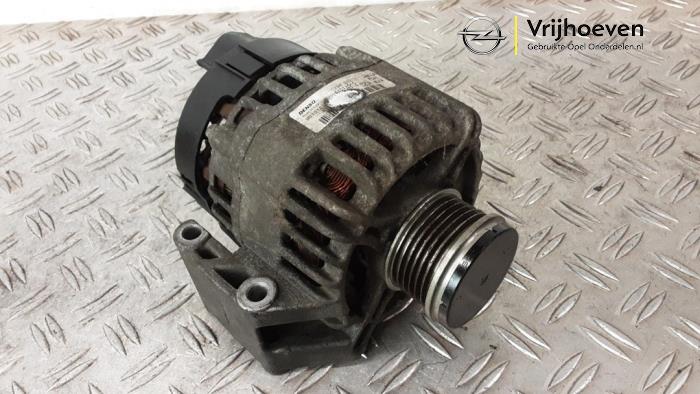 Begagnade Dynamo Opel Combo 1.3 CDTI 16V ecoFlex Pris € 25,00 Marginaltabell erbjuds av Autodemontage Vrijhoeven B.V.