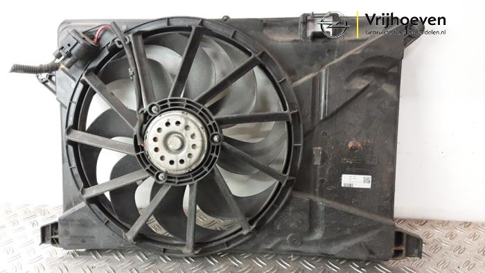 Używane Wentylator Opel Mokka X 1.4 Turbo 16V Cena € 225,00 Procedura marży oferowane przez Autodemontage Vrijhoeven B.V.
