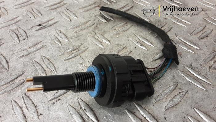 Begagnade Sensor (övriga) Opel Corsa E 1.3 CDTi 16V ecoFLEX Pris € 40,00 Marginaltabell erbjuds av Autodemontage Vrijhoeven B.V.