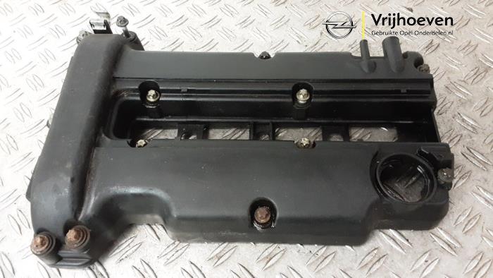 Gebrauchte Ventildeckel Opel Corsa D 1.4 16V Twinport Preis € 35,00 Margenregelung angeboten von Autodemontage Vrijhoeven B.V.