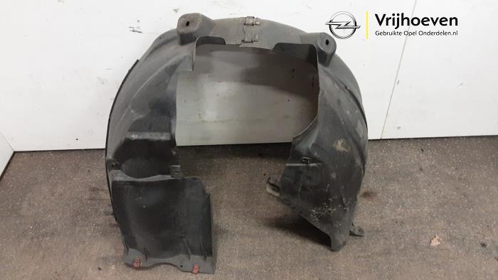 Używane Nadkole Opel Corsa E 1.0 SIDI Turbo 12V Cena € 30,00 Procedura marży oferowane przez Autodemontage Vrijhoeven B.V.
