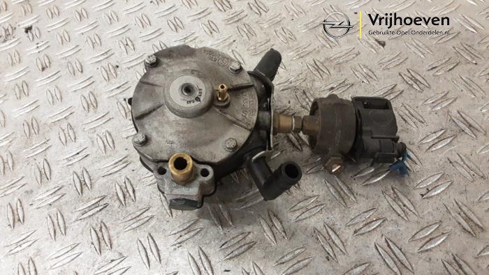 Używane Reduktor LPG Opel Corsa D 1.2 16V LPG Cena € 150,00 Procedura marży oferowane przez Autodemontage Vrijhoeven B.V.
