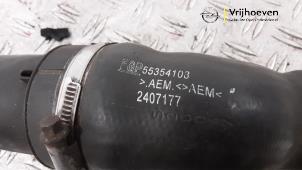 Intercooler Rohr van een Opel Zafira (M75) 2.0 16V Turbo 2006