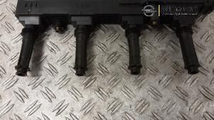 Ignition coil from a Opel Zafira (M75) 2.0 16V Turbo 2006