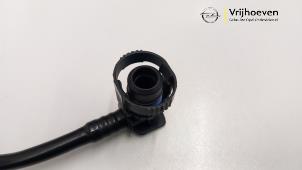 Evap Ventil van een Opel Astra J (PC6/PD6/PE6/PF6) 1.4 Turbo 16V 2012