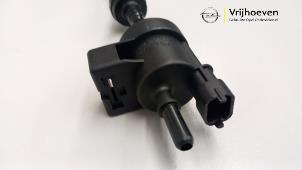 Evap Ventil van een Opel Astra J (PC6/PD6/PE6/PF6) 1.4 Turbo 16V 2012