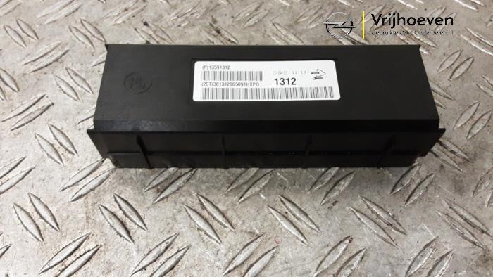 Begagnade Datorer, värmare Opel Corsa E 1.4 16V Pris € 20,00 Marginaltabell erbjuds av Autodemontage Vrijhoeven B.V.