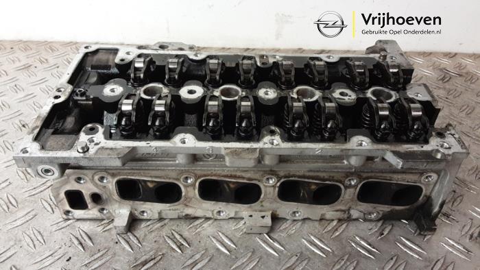 Topplock från en Opel Corsa E 1.3 CDTi 16V ecoFLEX 2016