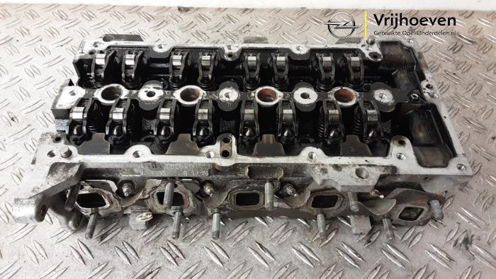 Begagnade Topplock Opel Corsa E 1.3 CDTi 16V ecoFLEX Pris € 200,00 Marginaltabell erbjuds av Autodemontage Vrijhoeven B.V.