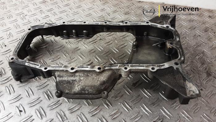 Usagé Couvercle carter Opel Corsa E 1.3 CDTi 16V ecoFLEX Prix € 75,00 Règlement à la marge proposé par Autodemontage Vrijhoeven B.V.