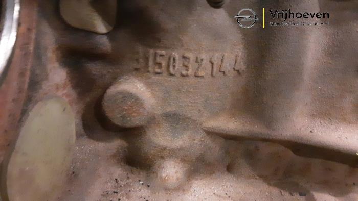 Engine from a Opel Corsa E 1.6 OPC Turbo 16V 2015