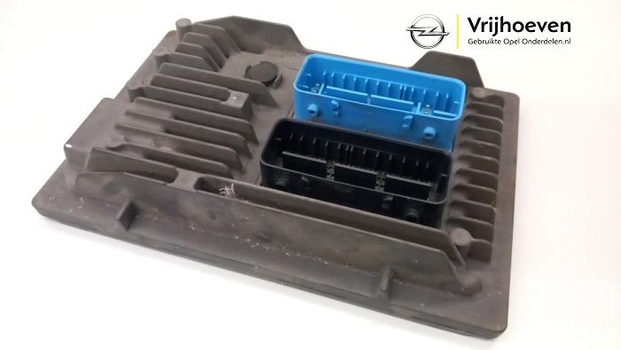 Used Engine management computer Opel Astra K 1.5 CDTi 122 12V Price € 200,00 Margin scheme offered by Autodemontage Vrijhoeven B.V.