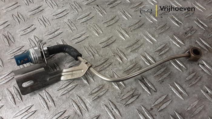 Used Particulate filter sensor Opel Vivaro 1.6 CDTI BiTurbo 120 Price € 50,00 Inclusive VAT offered by Autodemontage Vrijhoeven B.V.