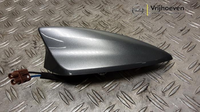 Używane Antena Opel Insignia Grand Sport 2.0 CDTI 16V Cena € 35,00 Procedura marży oferowane przez Autodemontage Vrijhoeven B.V.