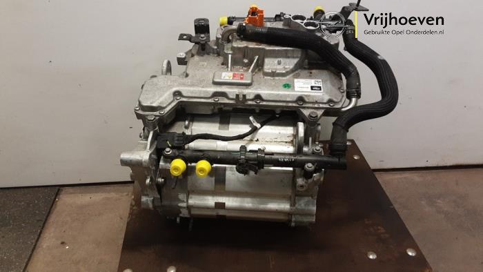 Używane Silnik Opel Corsa F (UB/UH/UP) Electric, Corsa-e 50kWh Cena € 1.800,00 Procedura marży oferowane przez Autodemontage Vrijhoeven B.V.