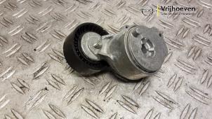 Spanrolle multiriem van een Opel Astra L Sports Tourer (F4/FC/FN/FR) 1.2 Turbo 130 12V 2023