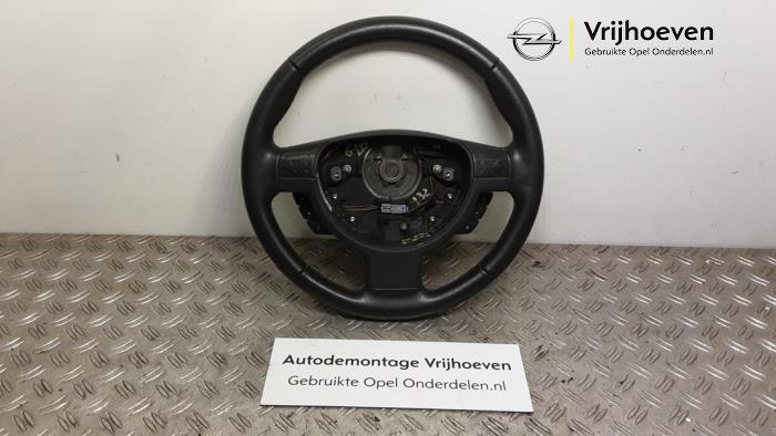 Gebrauchte Lenkrad Opel Corsa C (F08/68) 1.2 16V Twin Port Preis € 50,00 Margenregelung angeboten von Autodemontage Vrijhoeven B.V.