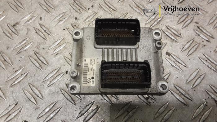 Used Engine management computer Opel Corsa C (F08/68) 1.2 16V Twin Port Price € 150,00 Margin scheme offered by Autodemontage Vrijhoeven B.V.