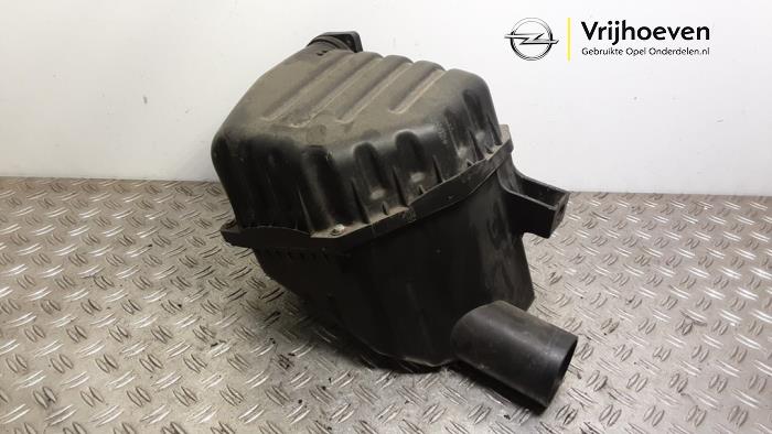 Gebrauchte Luftfiltergehäuse Opel Antara (LA6) 3.2 V6 24V 4x4 Preis € 25,00 Margenregelung angeboten von Autodemontage Vrijhoeven B.V.