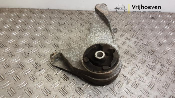 Used Engine mount Opel Antara (LA6) 3.2 V6 24V 4x4 Price € 25,00 Margin scheme offered by Autodemontage Vrijhoeven B.V.