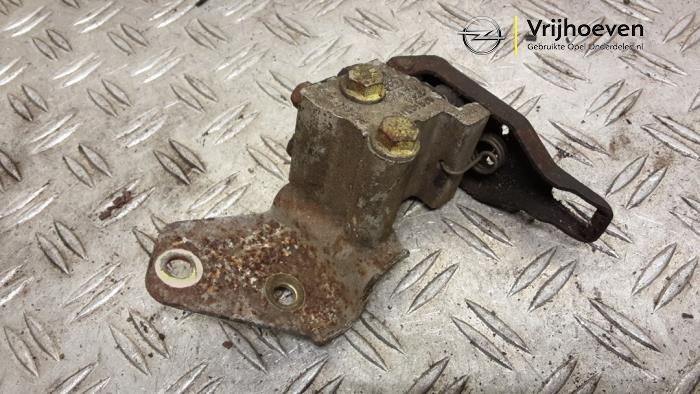 Begagnade EBD-system Opel Agila (A) 1.2 16V Pris € 50,00 Marginaltabell erbjuds av Autodemontage Vrijhoeven B.V.