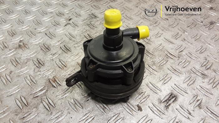 Begagnade Extra vattenpump Opel Ampera 1.4 16V Pris € 25,00 Marginaltabell erbjuds av Autodemontage Vrijhoeven B.V.