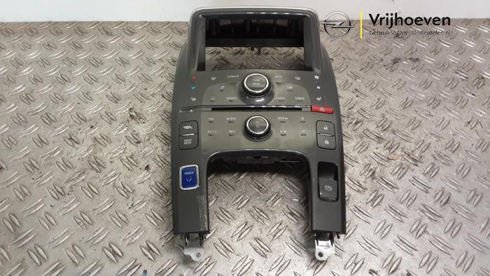 Begagnade Radiokontrollpanel Opel Ampera 1.4 16V Pris € 100,00 Marginaltabell erbjuds av Autodemontage Vrijhoeven B.V.