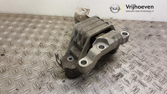 Used Engine mount Opel Ampera 1.4 16V Price € 25,00 Margin scheme offered by Autodemontage Vrijhoeven B.V.