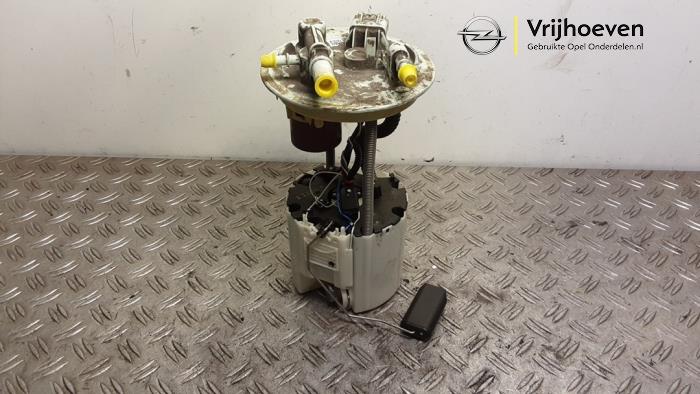 Usagé Pompe à carburant Opel Ampera 1.4 16V Prix € 75,00 Règlement à la marge proposé par Autodemontage Vrijhoeven B.V.