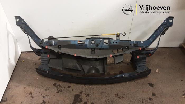 Używane Panel przedni Opel Meriva (B) 1.4 Turbo 16V ecoFLEX 120 Cena € 150,00 Procedura marży oferowane przez Autodemontage Vrijhoeven B.V.