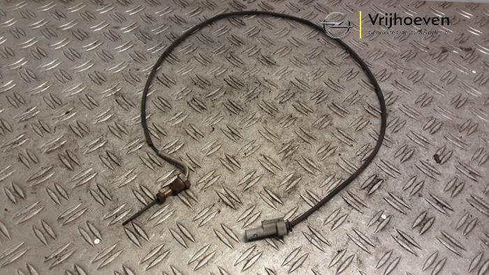 Usagé Sensor température d’échappement Opel Astra K 1.0 Turbo 12V Prix € 50,00 Règlement à la marge proposé par Autodemontage Vrijhoeven B.V.