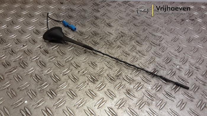 Używane Antena Opel Meriva (B) 1.4 Turbo 16V Ecotec Cena € 40,00 Procedura marży oferowane przez Autodemontage Vrijhoeven B.V.