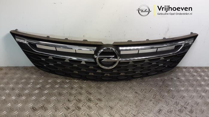 Gebrauchte Grill Opel Astra K 1.4 Turbo 16V Preis € 250,00 Margenregelung angeboten von Autodemontage Vrijhoeven B.V.