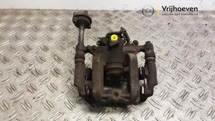 Gebrauchte Bremszange rechts hinten Opel Astra J (PC6/PD6/PE6/PF6) 1.4 Turbo 16V Preis € 30,00 Margenregelung angeboten von Autodemontage Vrijhoeven B.V.