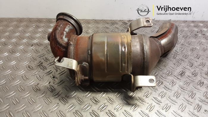 Usagé Catalyseur Opel Astra K Sports Tourer 1.4 Turbo 12V Prix € 1.450,00 Règlement à la marge proposé par Autodemontage Vrijhoeven B.V.