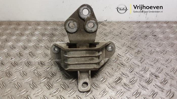 Used Engine mount Opel Ampera 1.4 16V Price € 35,00 Margin scheme offered by Autodemontage Vrijhoeven B.V.